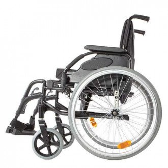 Кресло-коляска с ручным приводом Invacare Action 3 NG в Алматы