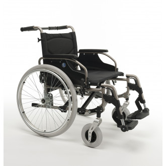 Кресло-коляска с ручным приводом Vermeiren V200 XL